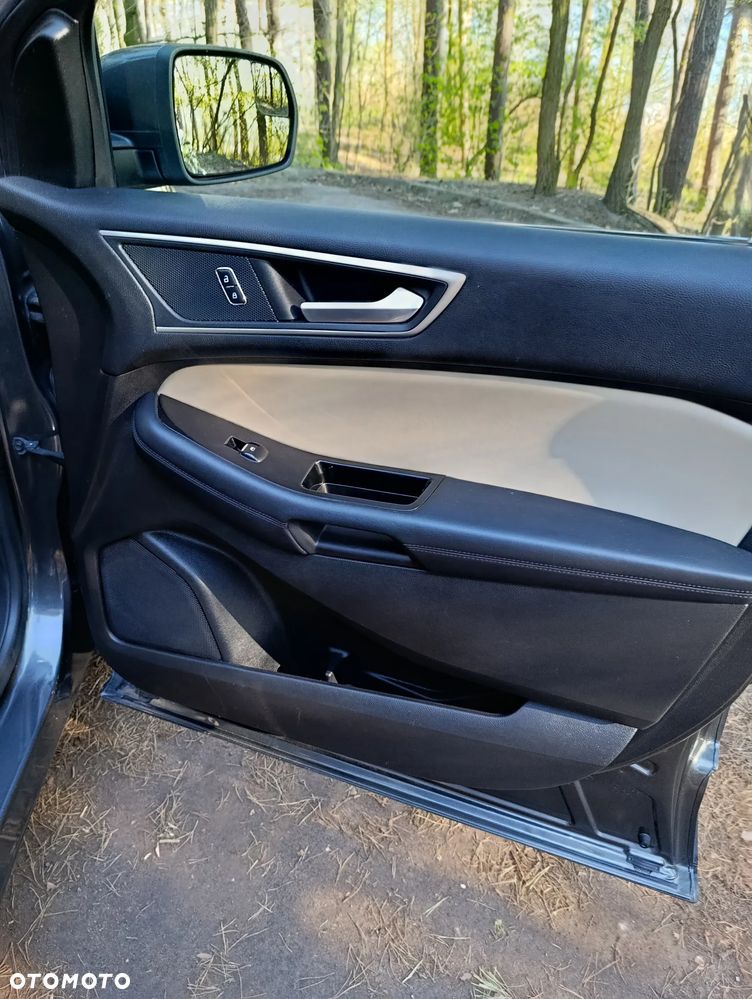 Ford Edge - 23