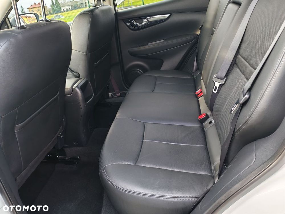 Nissan Qashqai 1.5 dCi DPF 360 - 21