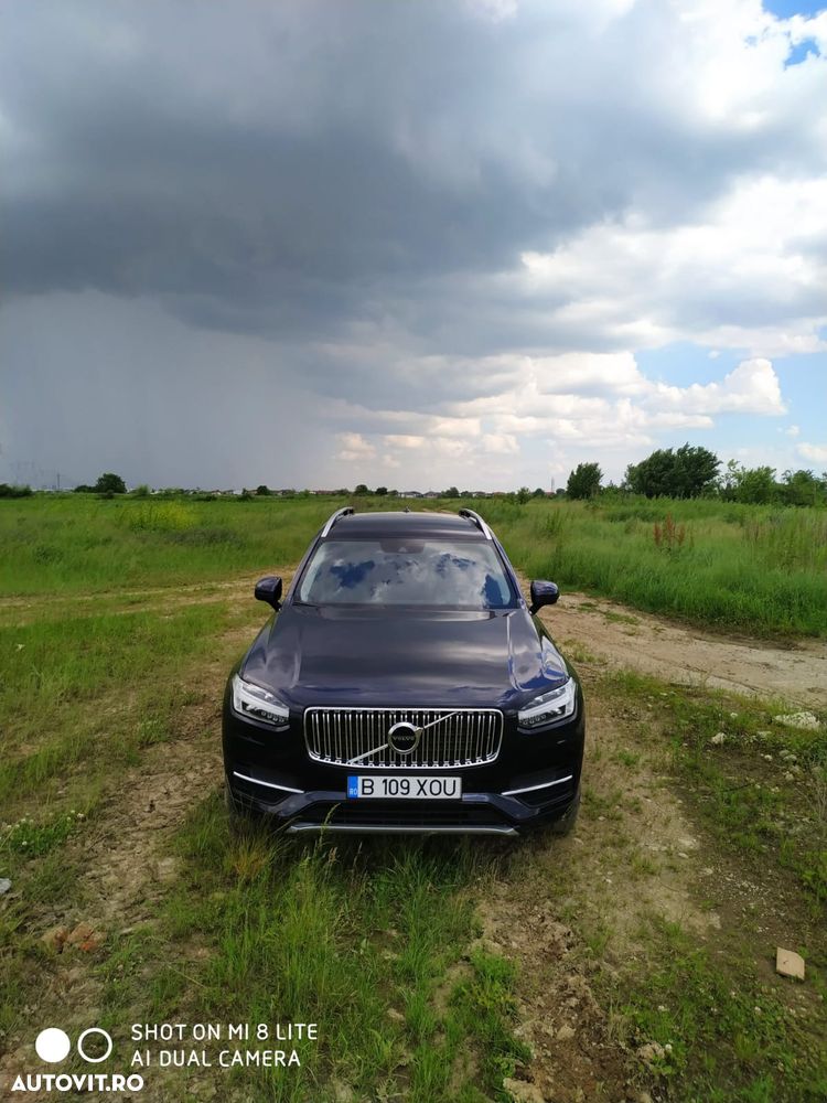 Volvo XC 90 D5 AWD Momentum - 2