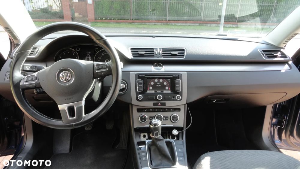Volkswagen Passat 1.4 TSI BMT Comfortline - 13