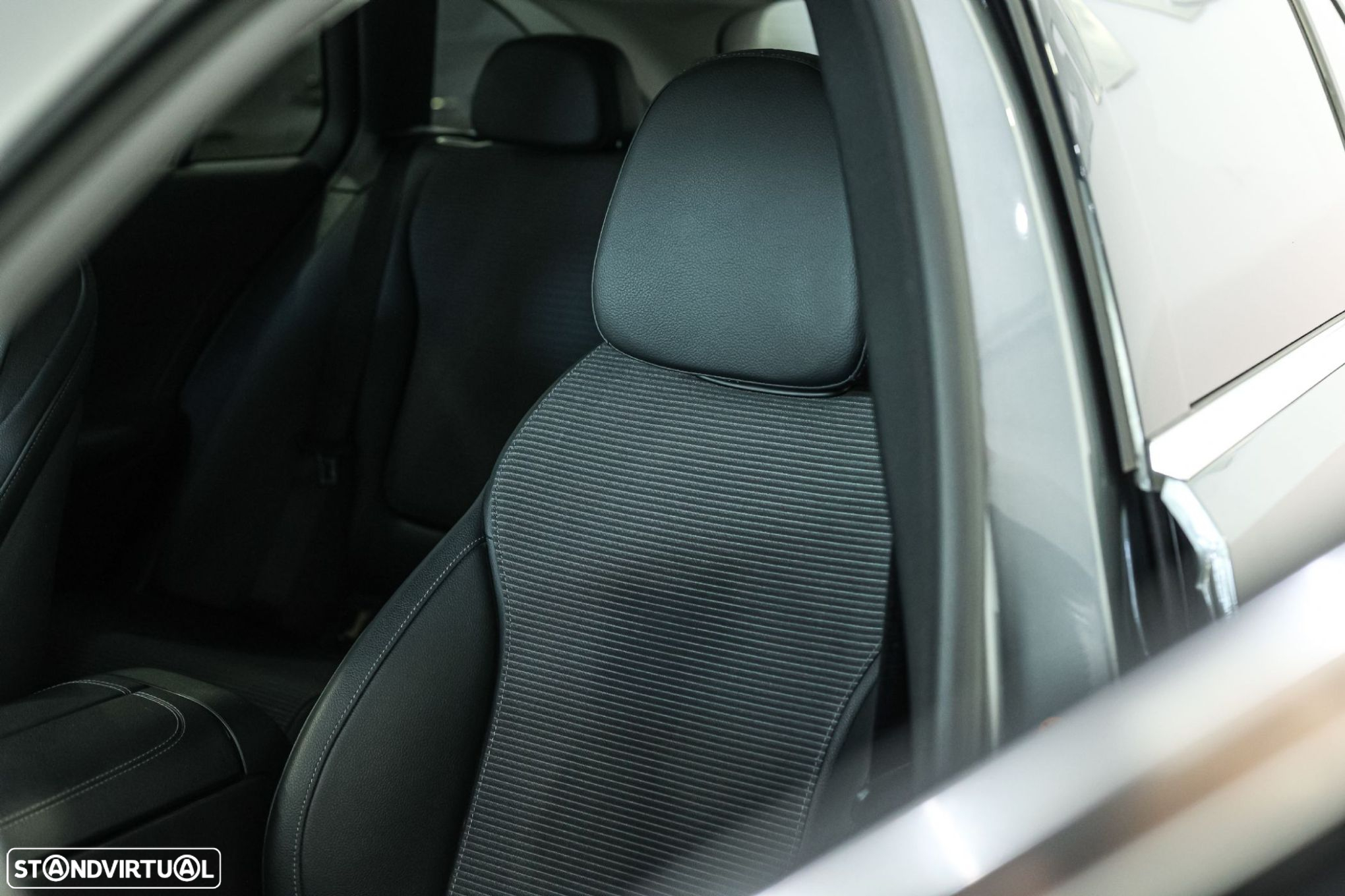 Mercedes-Benz C 220 d Avantgarde - 12
