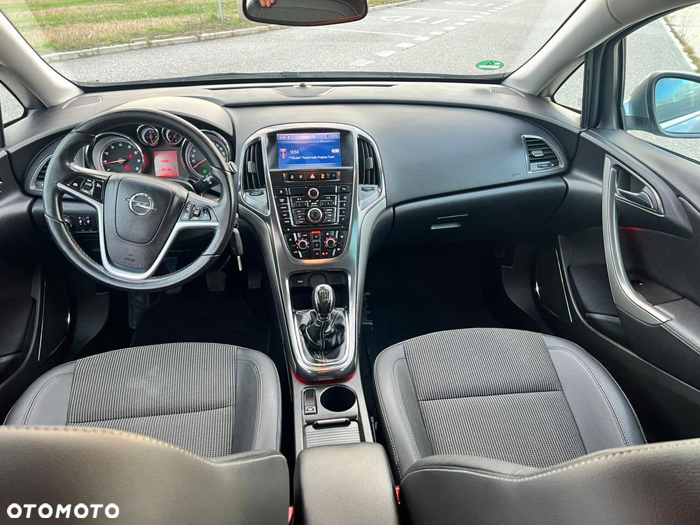 Opel Astra 1.4 Turbo Edition Sport - 26