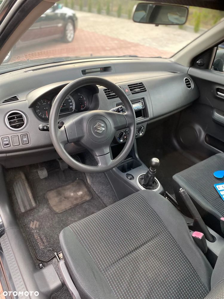 Suzuki Swift 1.3 GLX / Comfort - 9