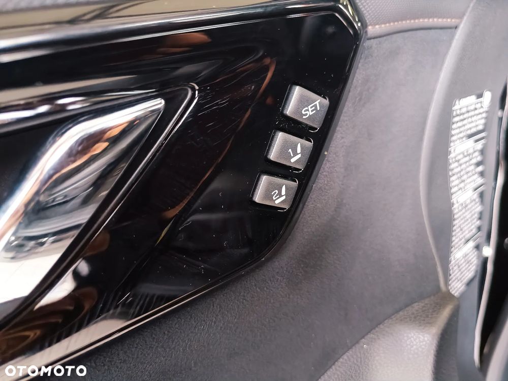 Subaru Forester 2.0i-L Platinum (EyeSight) Lineartronic - 13