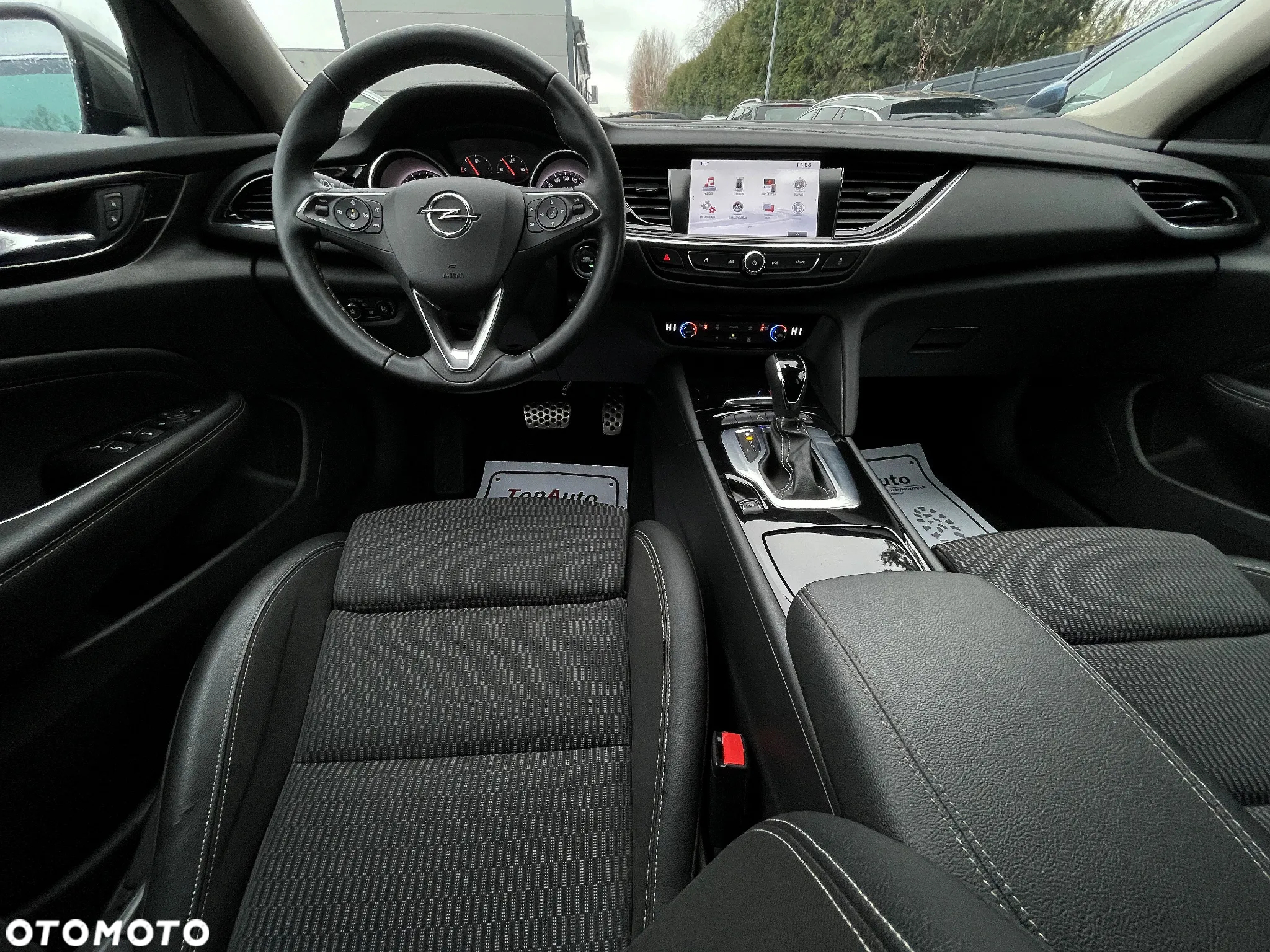 Opel Insignia - 30