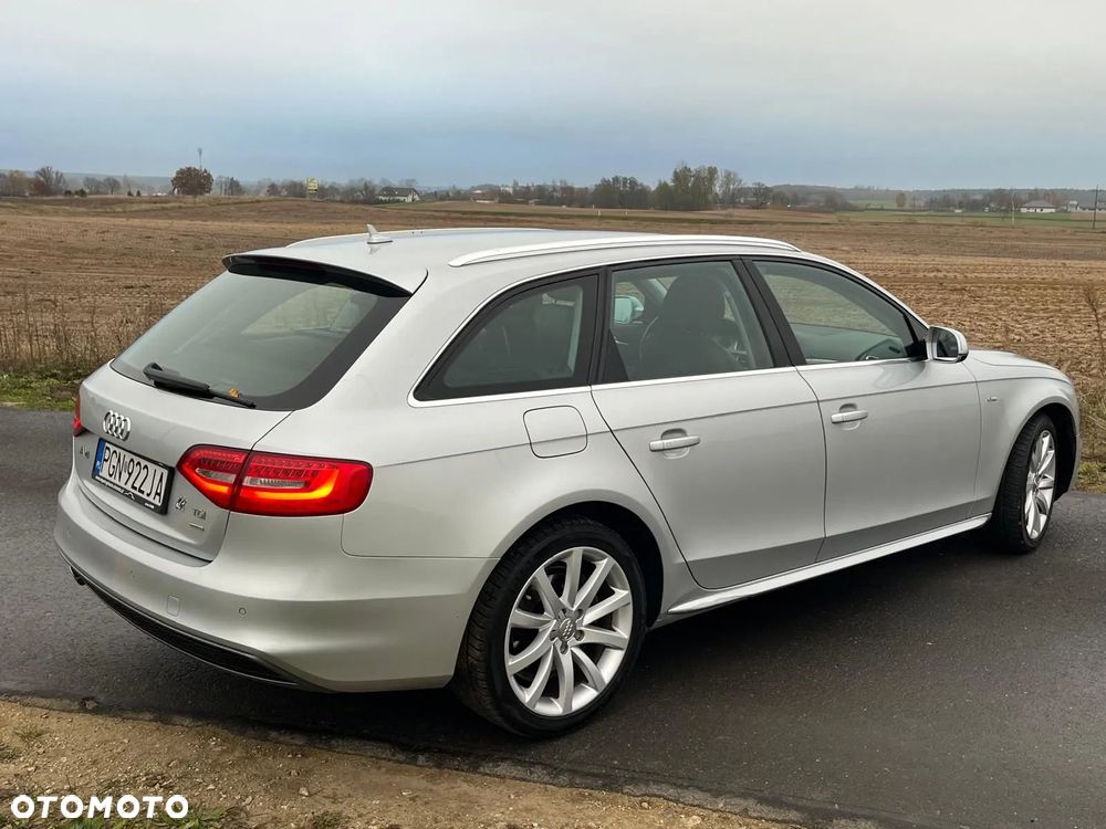 Audi A4 Avant 2.0 TDI DPF quattro S line Sportpaket - 9