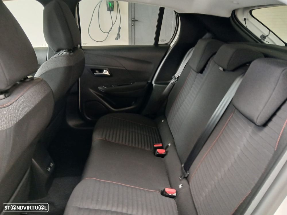 Peugeot e-208 50 kWh GT Line - 5