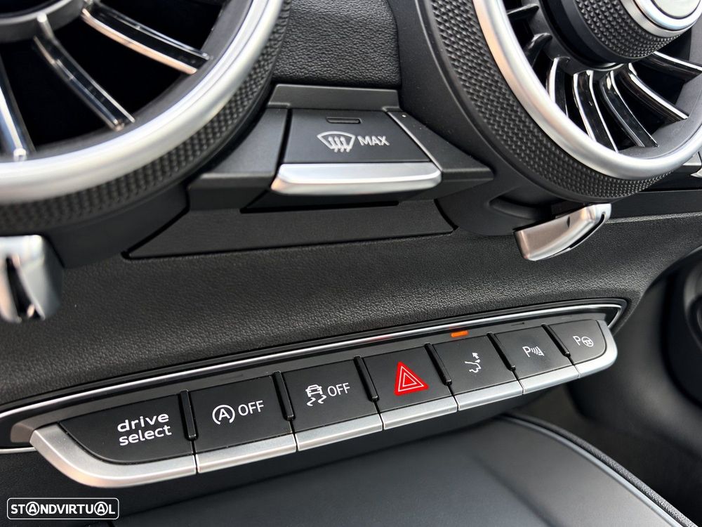 Audi TT Coupé 2.0 TDI S-line - 13