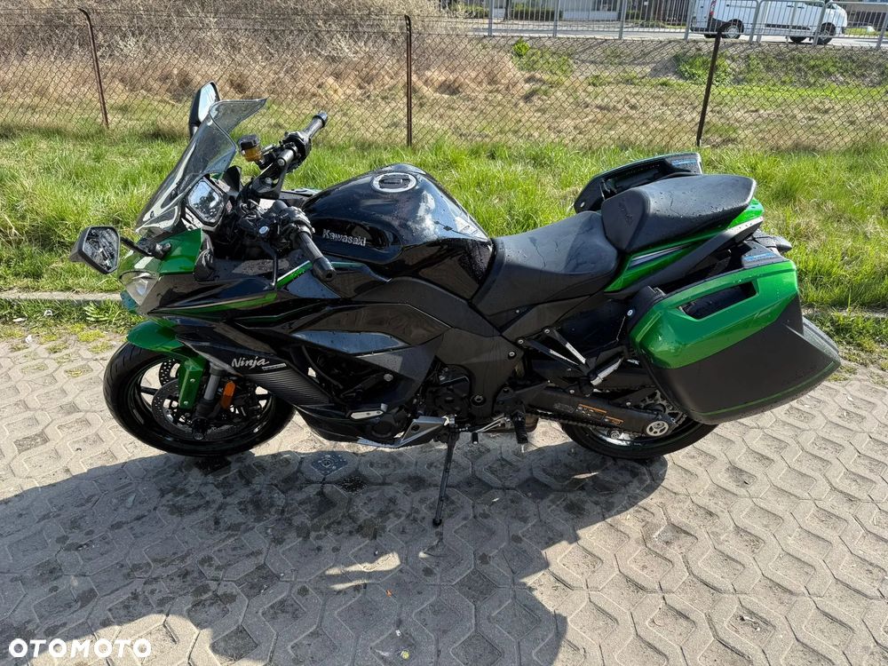 Kawasaki Ninja 1000 SX - 2