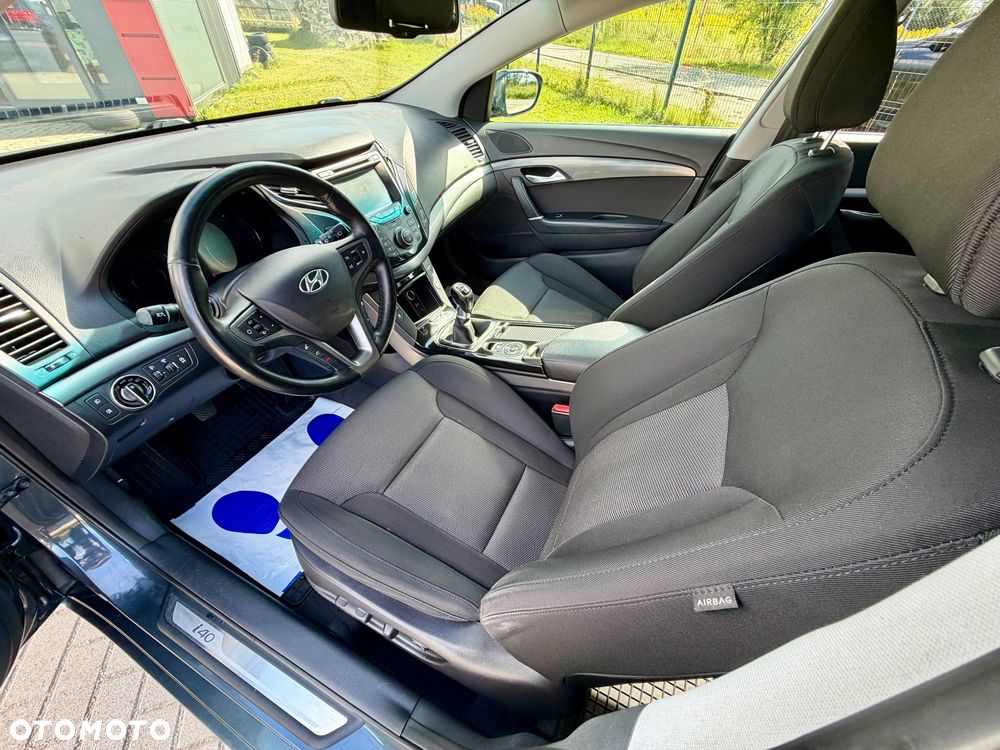 Hyundai i40 Kombi 1.7 CRDi Premium - 6