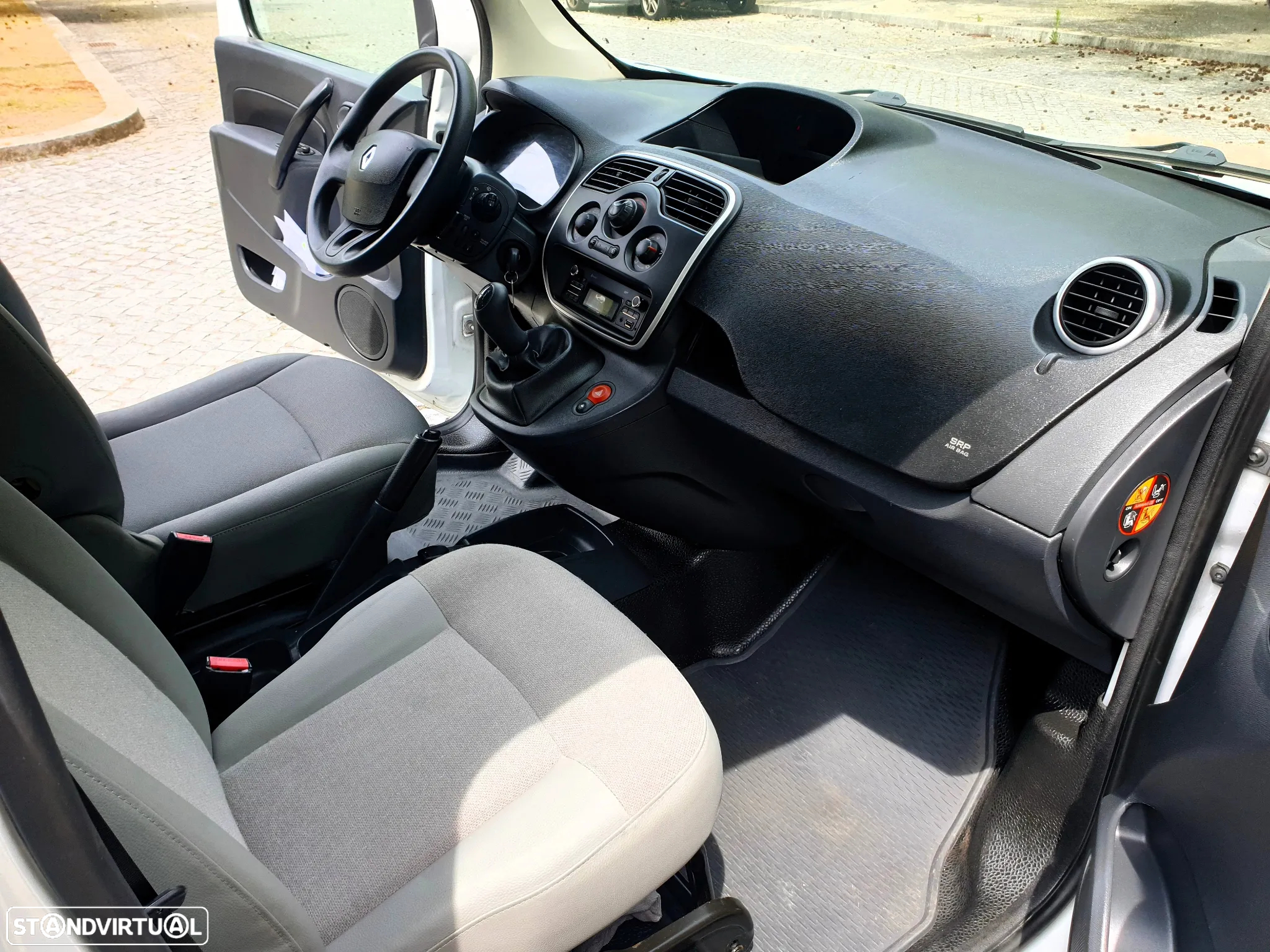 Renault kangoo 1.5 dci 99mil kms - 10