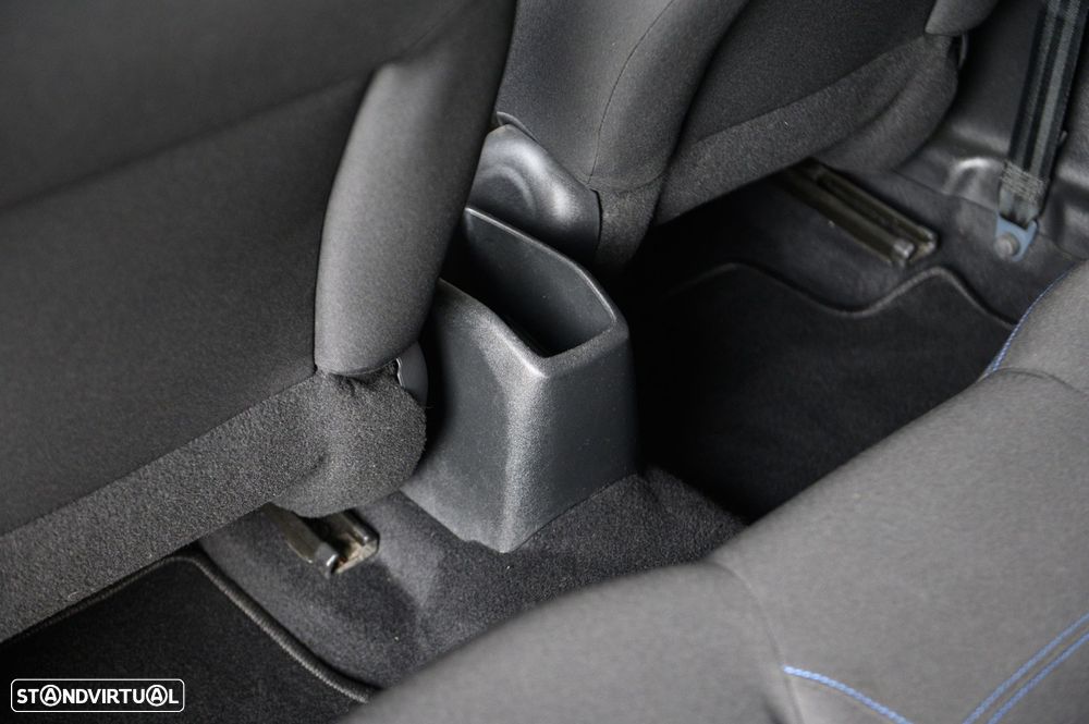 Peugeot 208 1.2 PureTech Style - 29