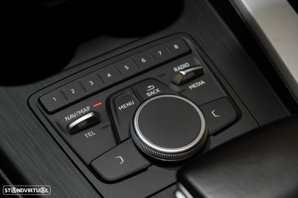 Audi A4 Avant 35 TDI S tronic - 26