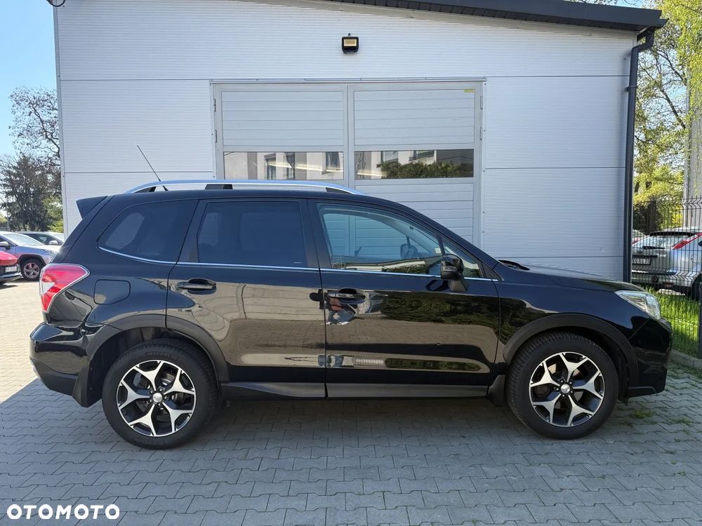 Subaru Forester 2.0XT Platinum Lineartronic - 3