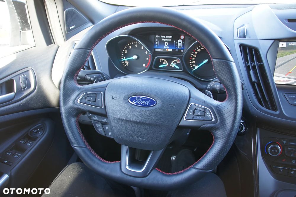 Ford Kuga 1.5 EcoBoost 4x4 ST-Line - 12