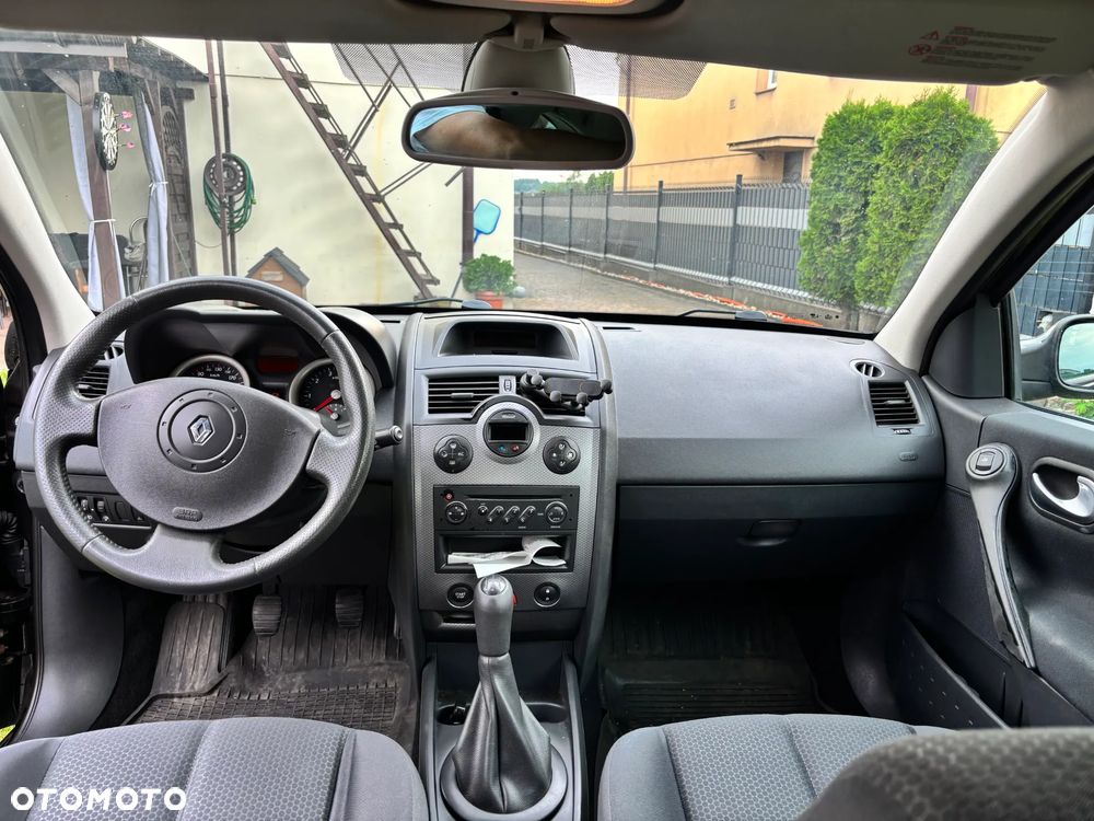 Renault Megane - 11