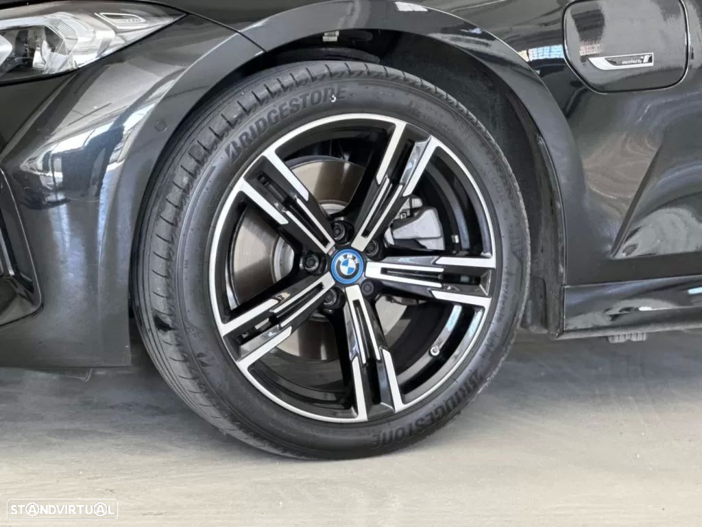 BMW 330 e Pack M Auto - 14