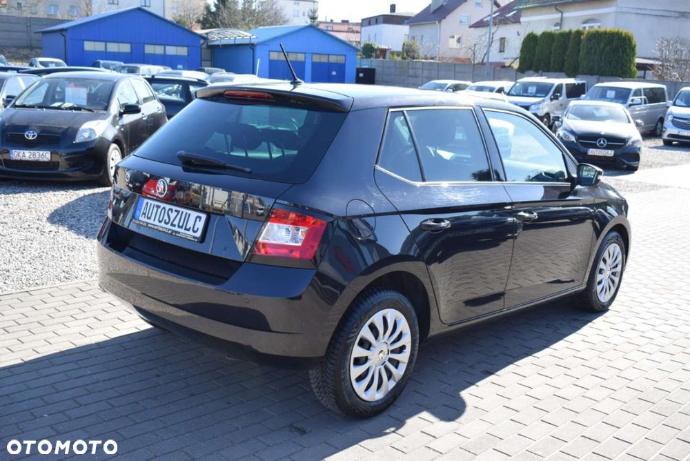 Skoda Fabia - 9