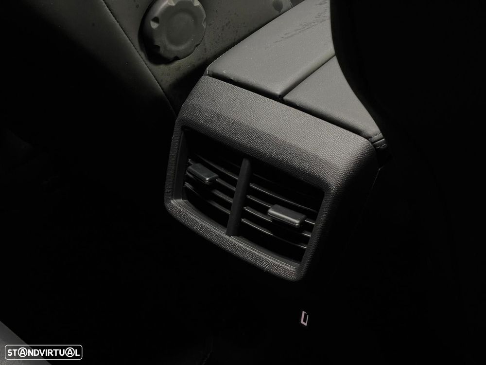 Citroën C5 Aircross 1.6 Hybrid Shine e-EAT8 - 23
