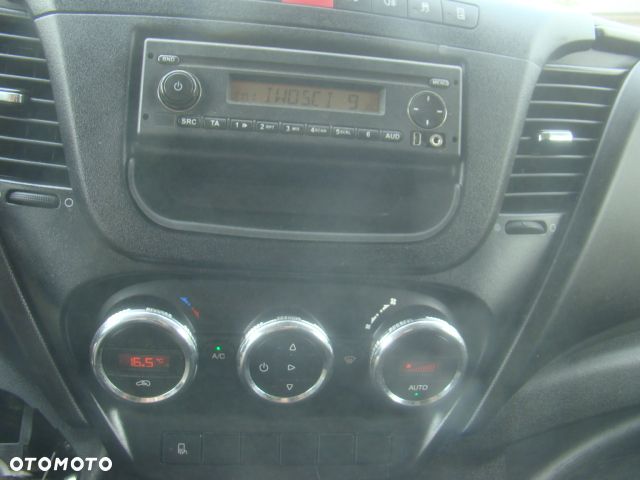 Iveco DAILY 35 C 15 MAXI BLIŹNIAKI 3.5T - 16