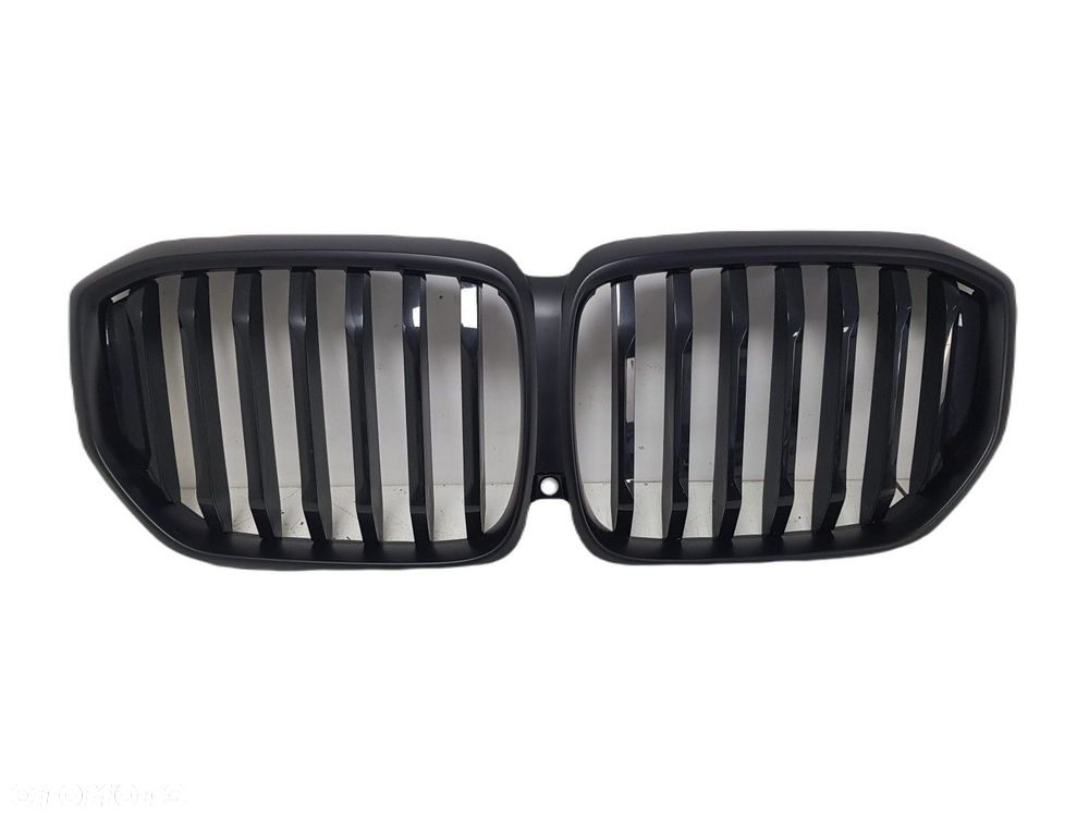 NOWA ATRAPA GRILL PRZEDNI BMW X5 G05 G18 LCI LIFT CZARNY POŁYSK ORYGINAL 51135A67CC6 - 1