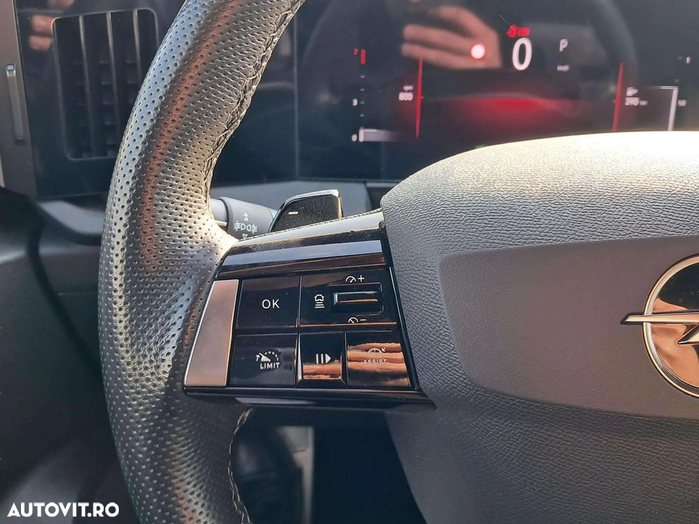 Opel Astra 1.2L Turbo Start/Stop AT8 GS - 14