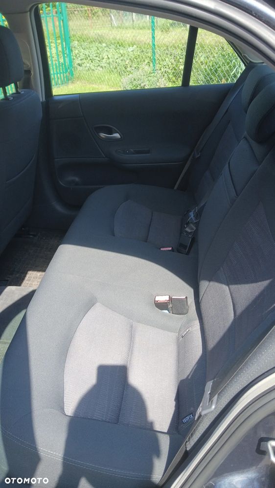 Renault Laguna 1.9 dCi FAP Emotion - 13