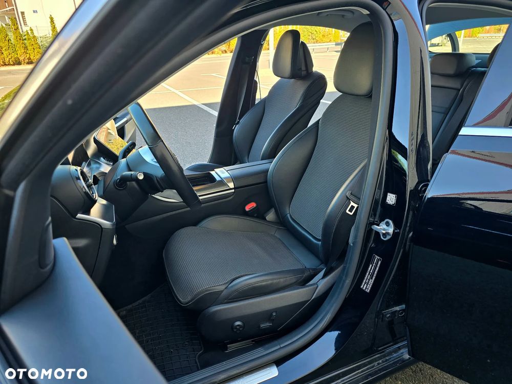 Mercedes-Benz Klasa C 220 d 9G-TRONIC - 21