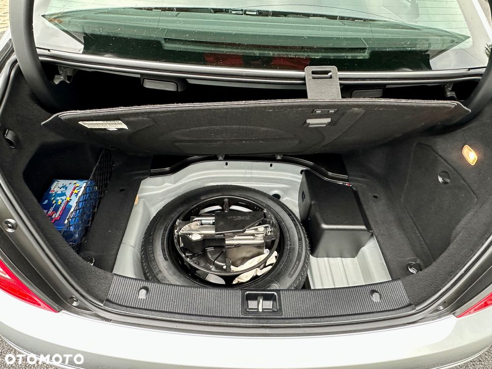 Mercedes-Benz Klasa C 180 BlueEFFICIENCY Avantgarde - 39