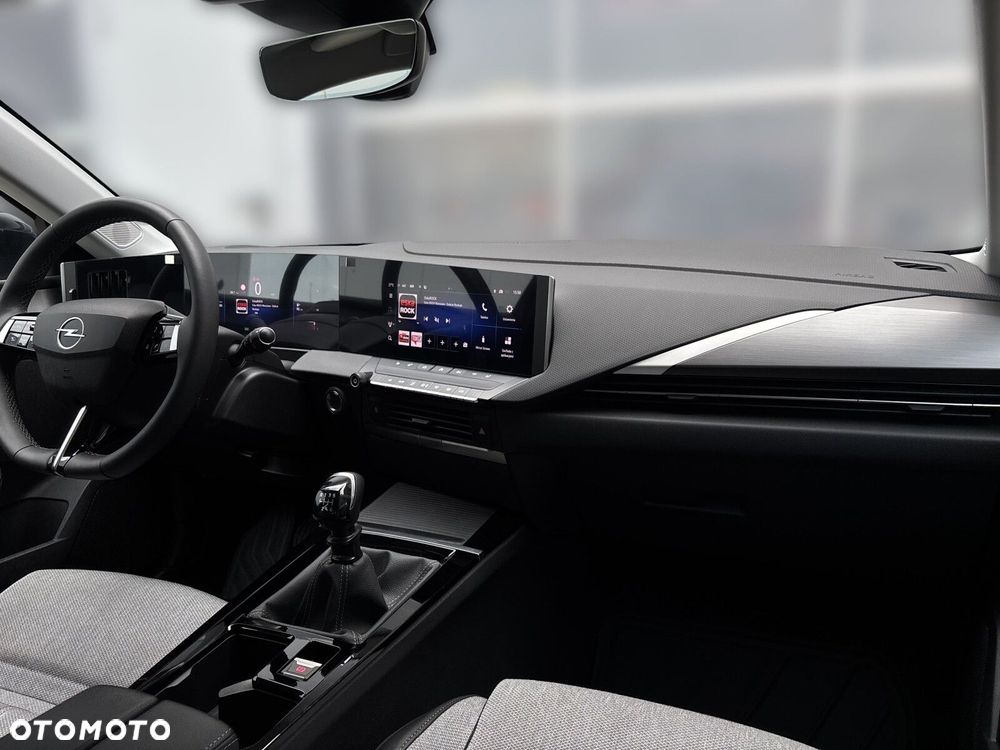 Opel Astra 1.2 T Elegance S&S - 13