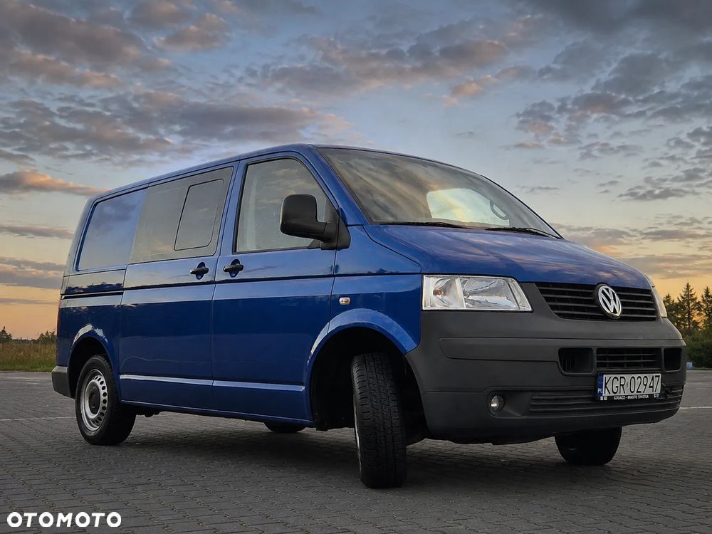 Volkswagen Transporter - 2