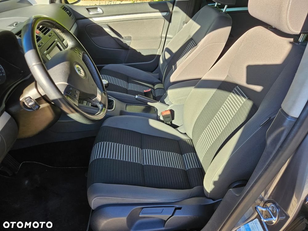 Volkswagen Golf 1.6 United - 11