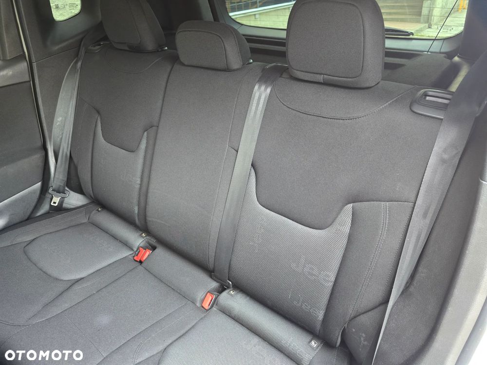 Jeep Renegade 1.6 E-TorQ Sport FWD - 16