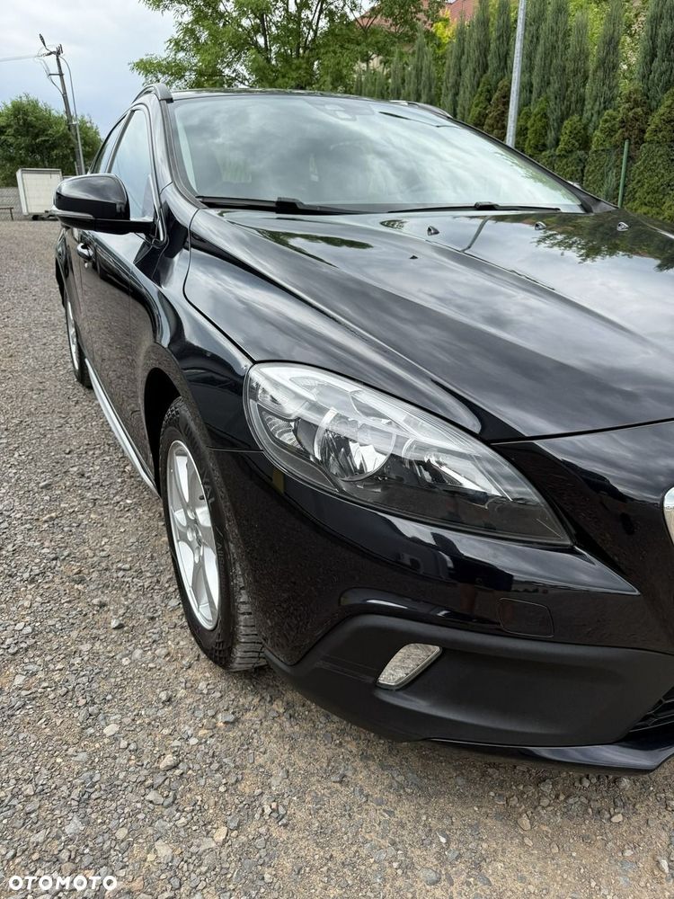 Volvo V40 Cross Country - 26