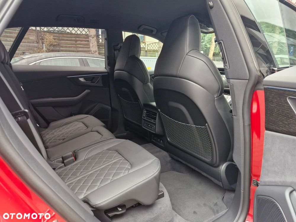 Audi Q8 - 25