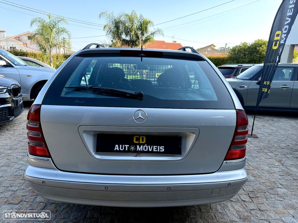 Mercedes-Benz C 220 T CDI Avantgarde - 23