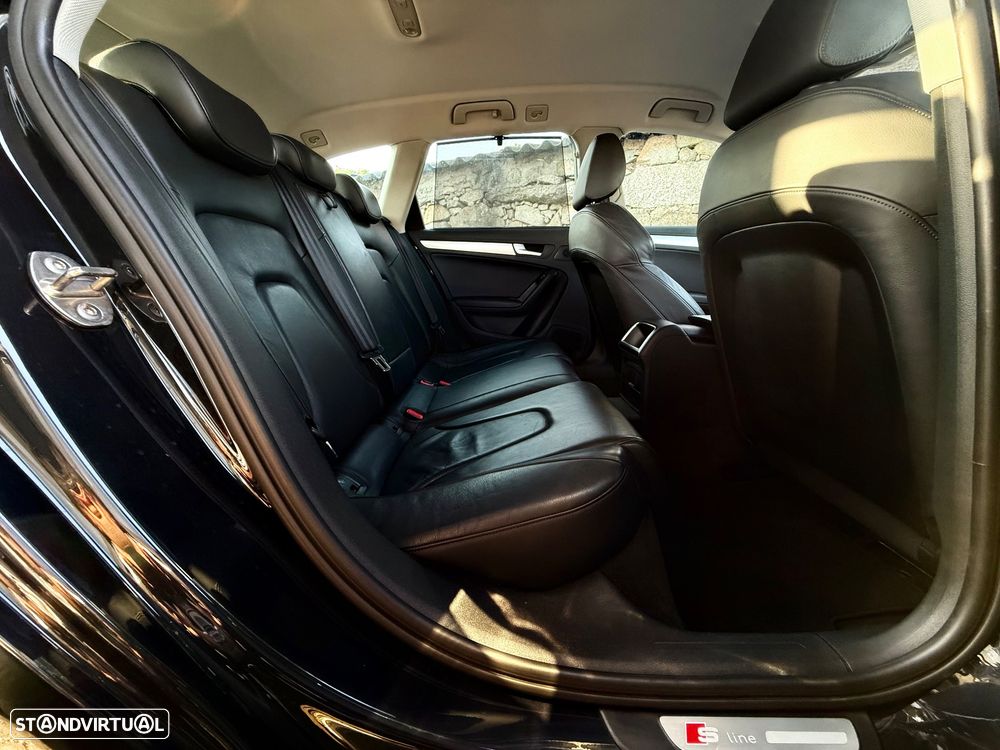 Audi A4 Avant 2.0 TDI Business Line S-line - 27