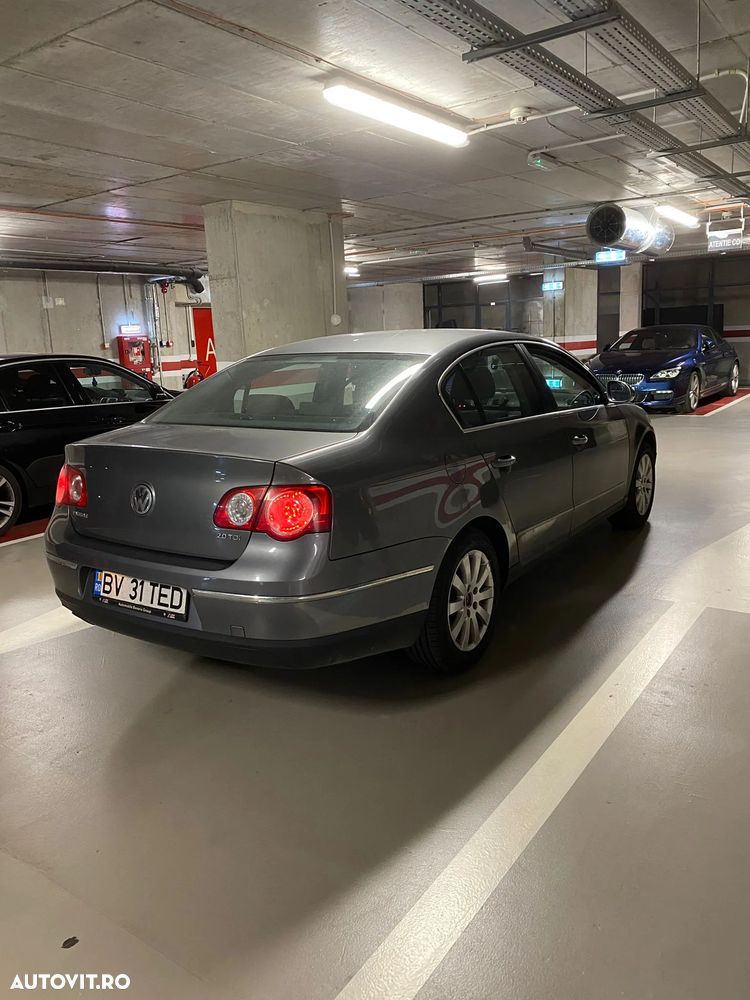 Volkswagen Passat - 18