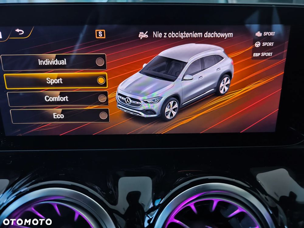 Mercedes-Benz GLA 200 AMG Line - 33