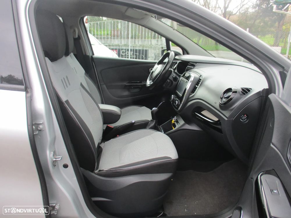 Renault Captur 1.5 dCi Exclusive - 26