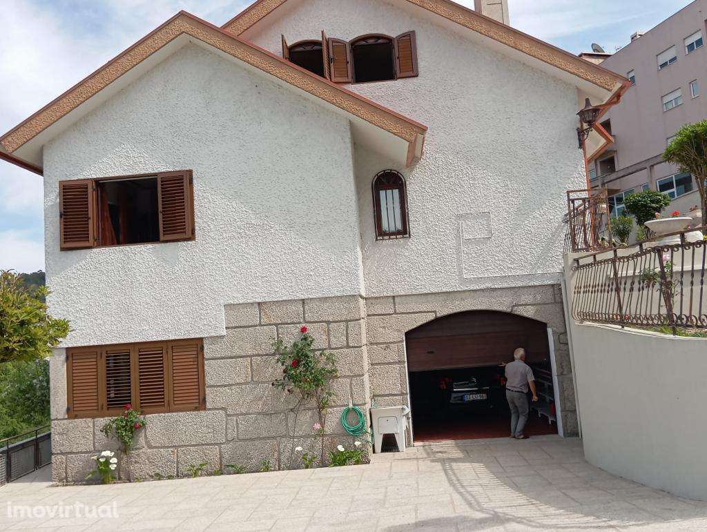 Fantástica moradia independente, familiar em Amarante - Grande imagem: 2/14