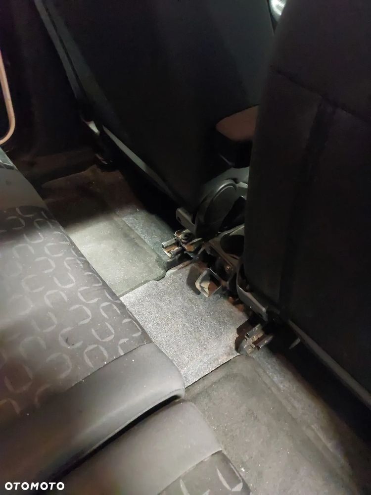 Fiat Doblo 2.0 16V Multijet Emotion - 12