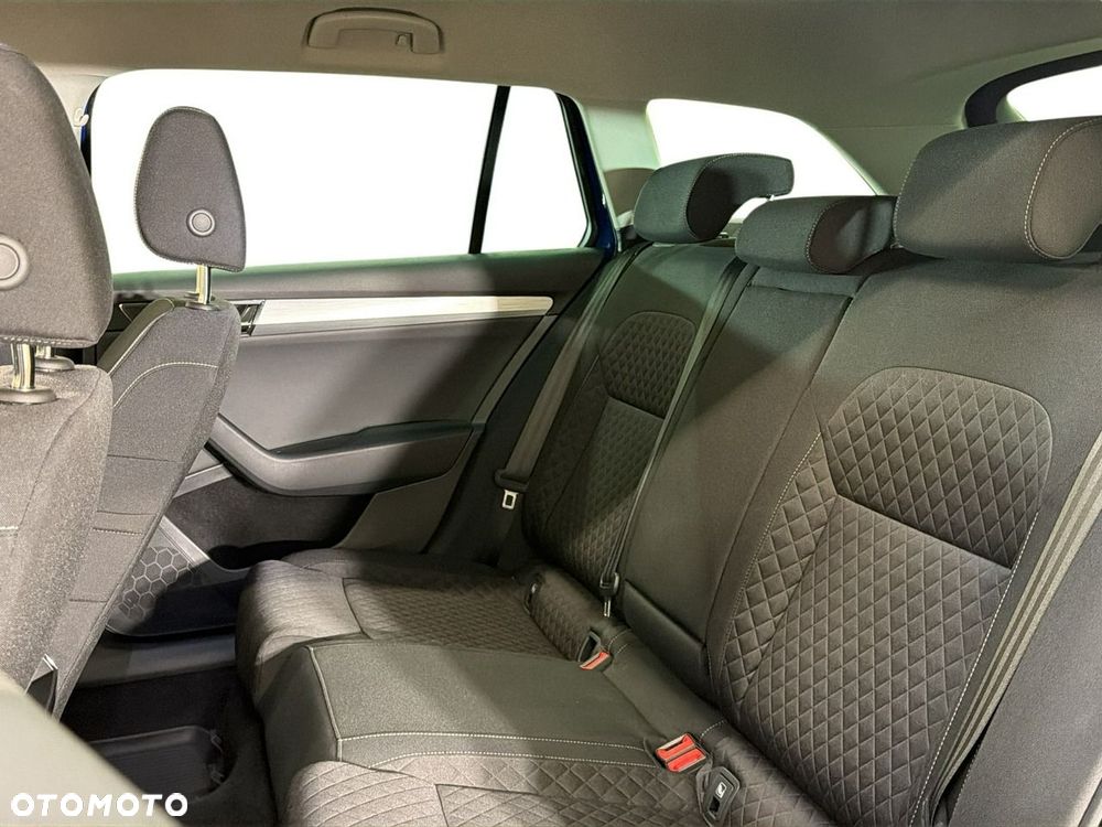 Skoda Superb 2.0 TDI SCR Style DSG - 11