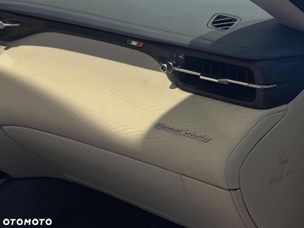 Maserati GranCabrio - 18