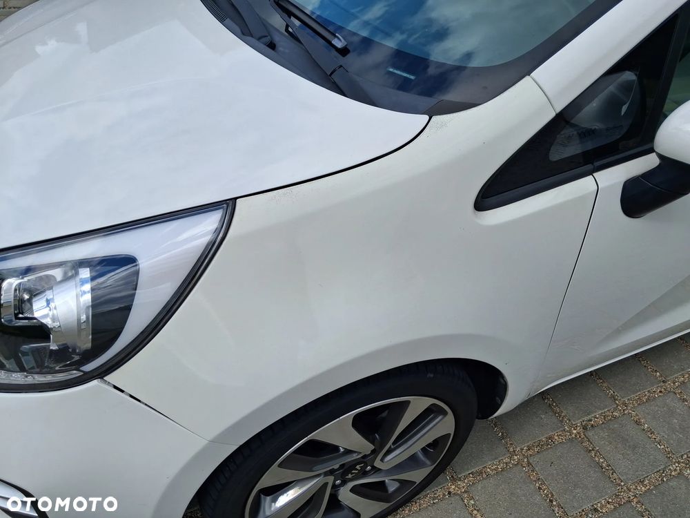Kia Rio - 17
