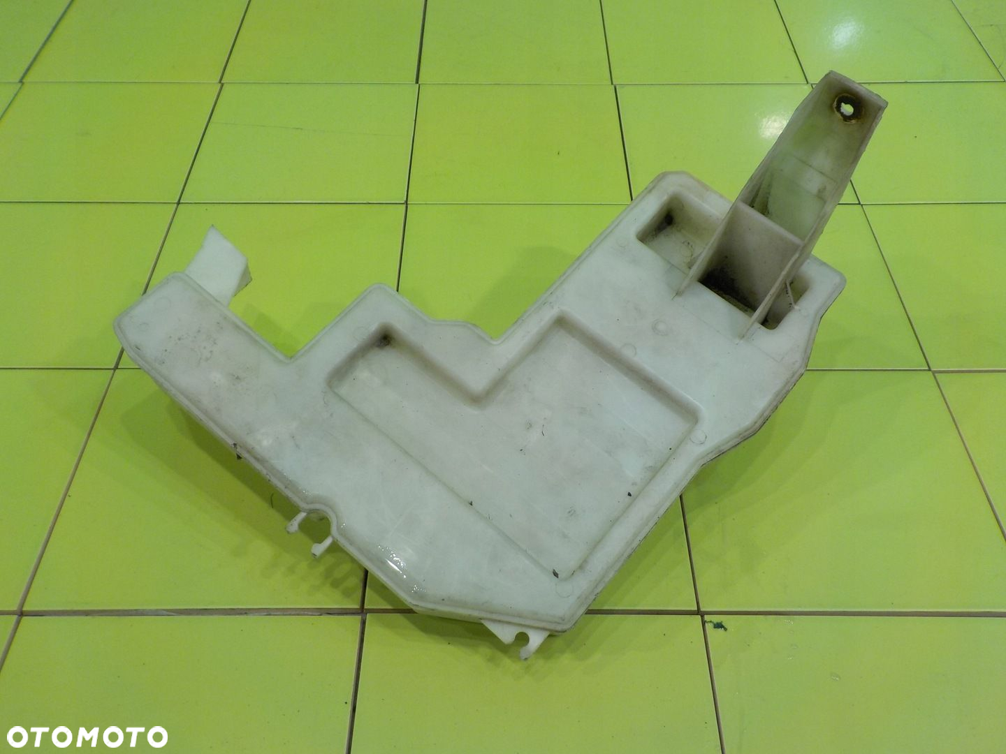 HONDA CIVIC VIII UFO 2.2 I-CTDI 06r 5D zbiorniczek spryskiwaczy - 2
