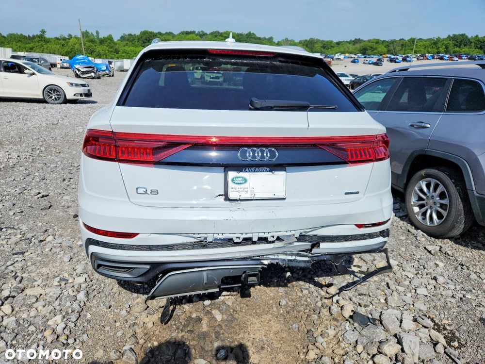 Audi Q8 - 6