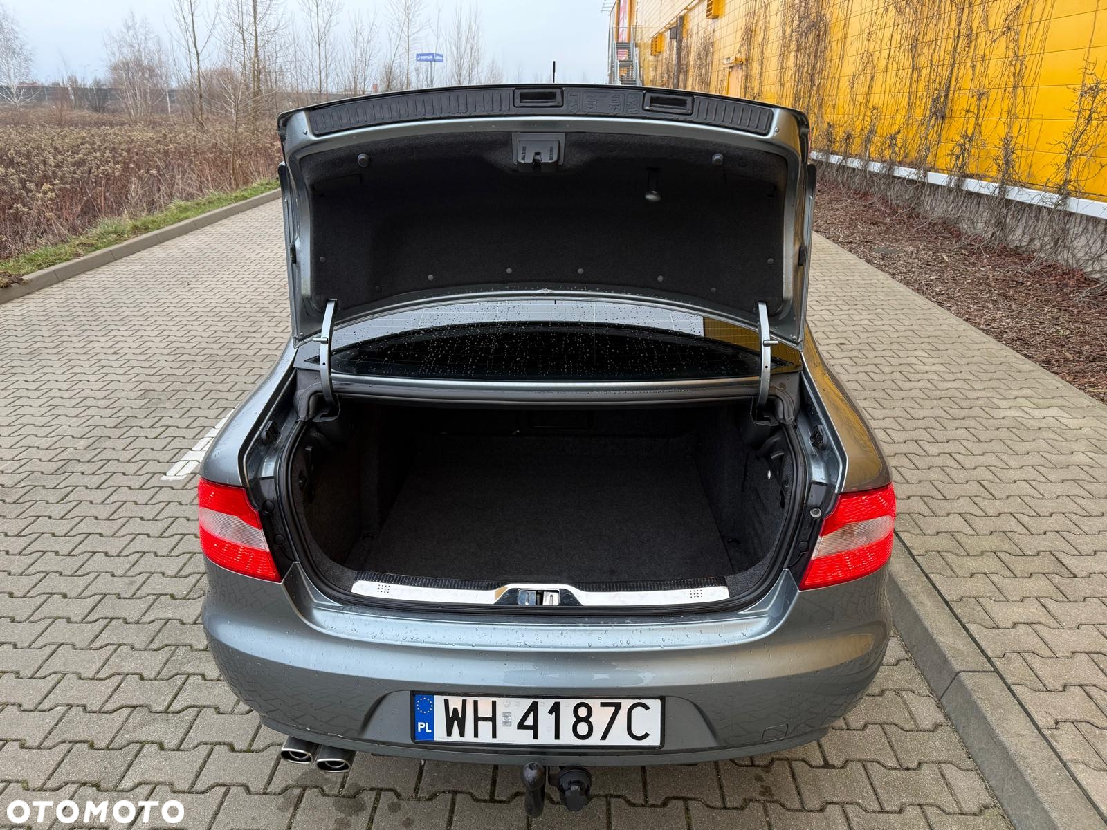 Skoda Superb 1.4 TSI Ambition - 28