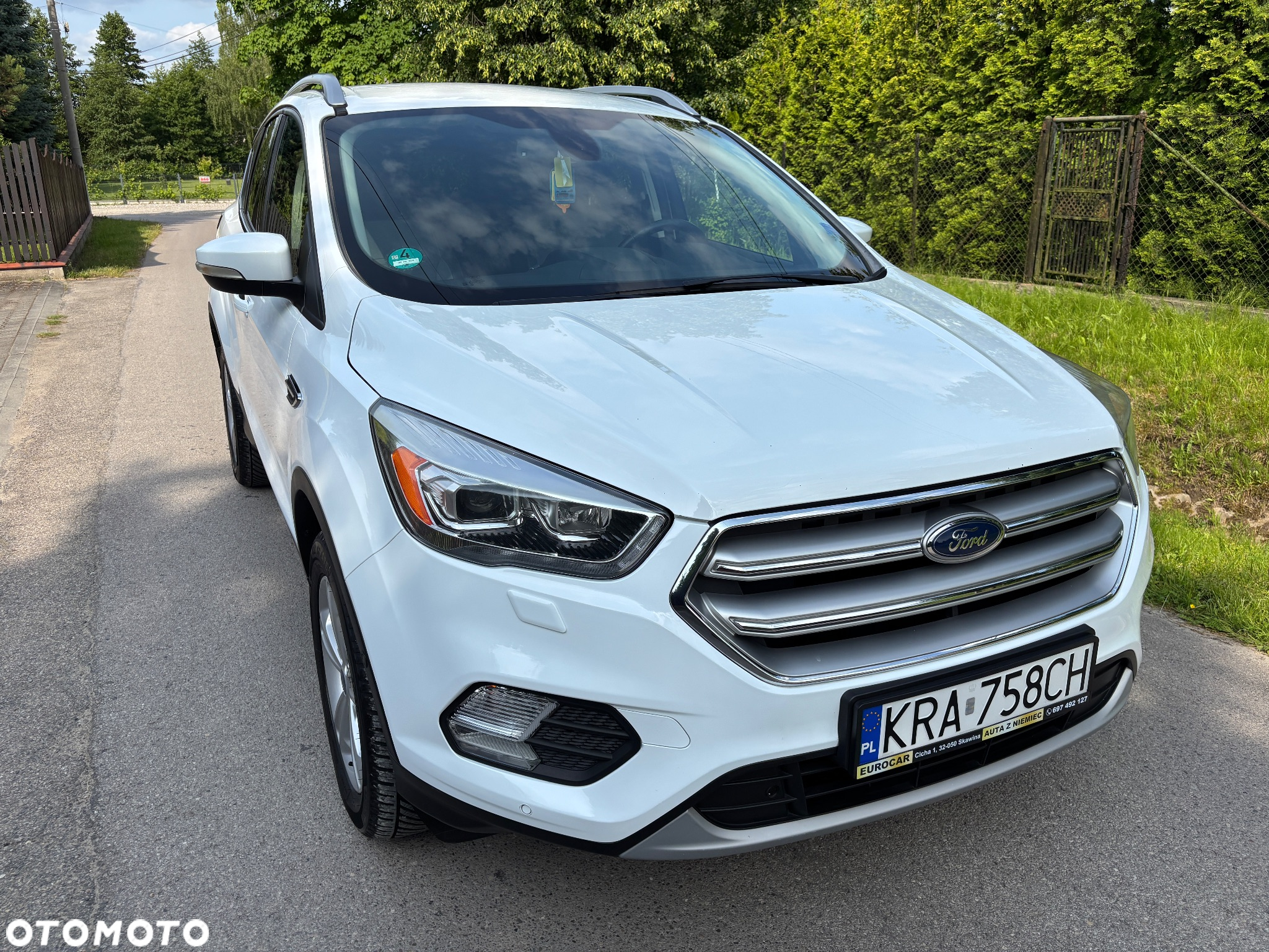 Ford Kuga 1.5 EcoBoost 2x4 Titanium - 2