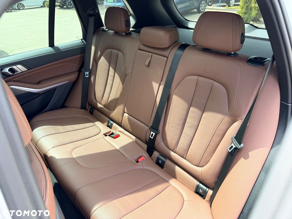BMW X5 xDrive25d sport - 29